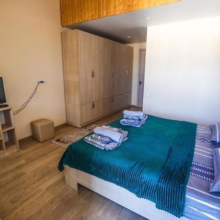 Dogona Apartment Tbilisi Eksteriør bilde